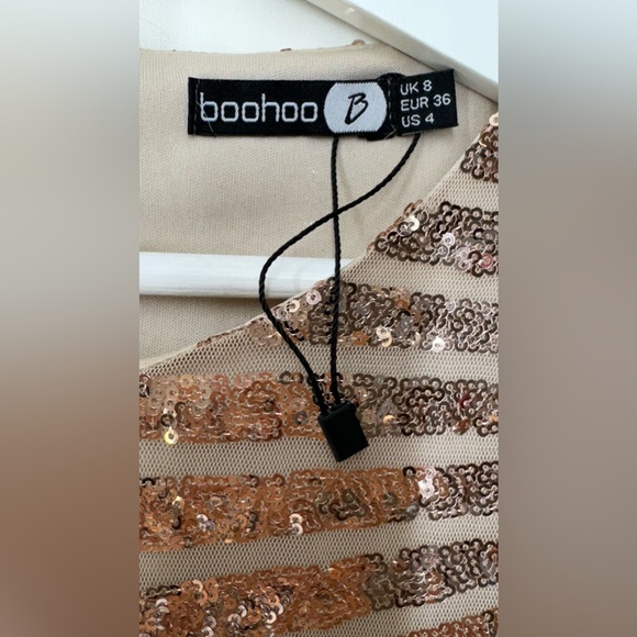 Boohoo Sparkly mini dress size 4 light peach long sleeves - Picture 6 of 13